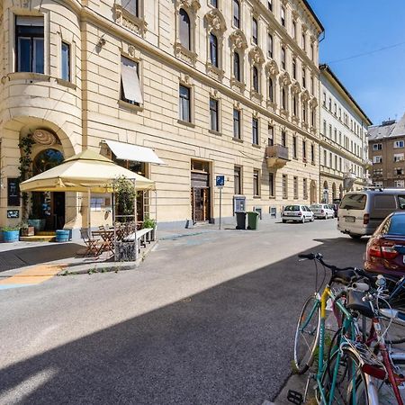 Studio Apollo Budapest Esterno foto